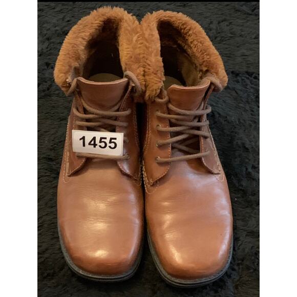 Size 10 - Thom McAn Womens Mocha Mousse Brown Leather Ankle Boots Faux Fur - Picture 12 of 12